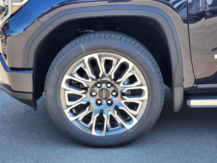 2026 GMC Sierra 1500 Denali Ultimate | Photo 21 of 31