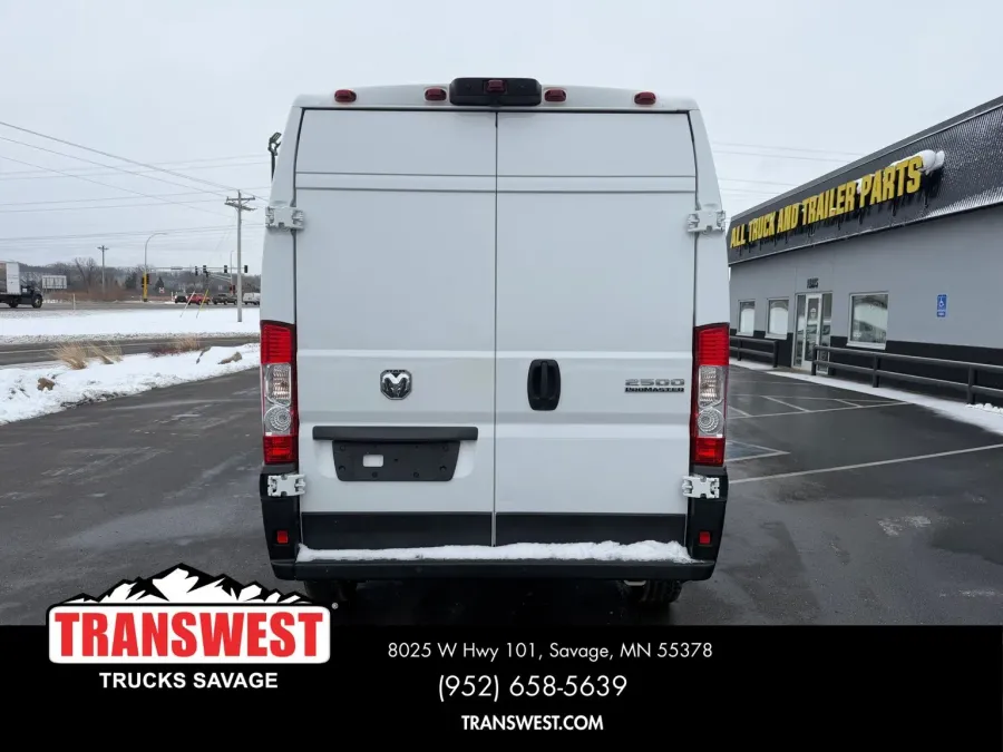 2025 RAM ProMaster 2500 High Roof | Photo 3 of 20