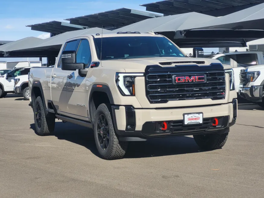 2026 GMC Sierra 2500HD AT4 | Photo 2 of 31