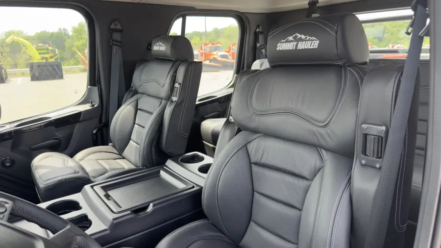 2025 Freightliner M2 106 Summit Hauler | Photo 16 of 19