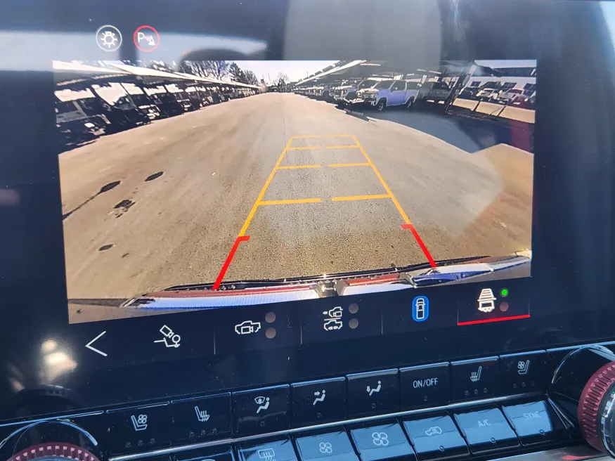 2026 GMC Canyon 4WD AT4X | Photo 13 of 25