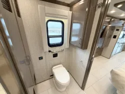 2026 Newmar Mountain Aire 3825 | Thumbnail Photo 18 of 28