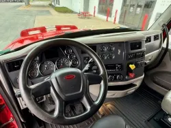 2022 Peterbilt 567 | Thumbnail Photo 11 of 18