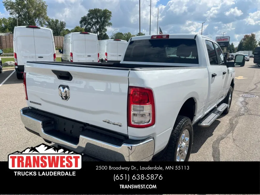 2024 RAM 2500 Big Horn | Photo 14 of 21