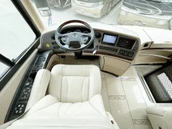 2013 Tiffin Zephyr | Thumbnail Photo 7 of 32