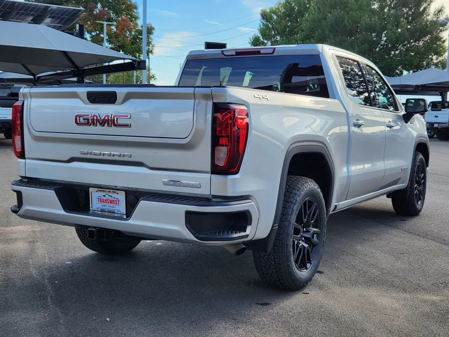 2021 GMC Sierra 1500 Elevation | Photo 2 of 28