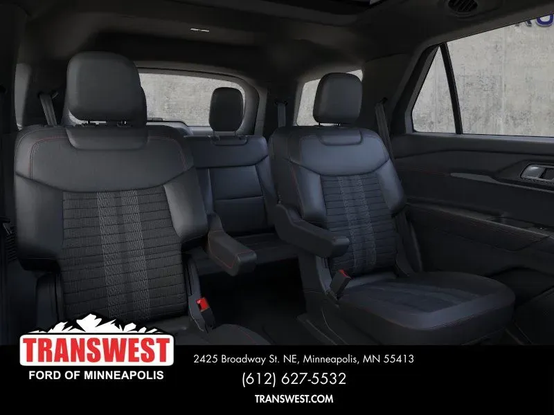2026 Ford Explorer ST-Line | Photo 10 of 23