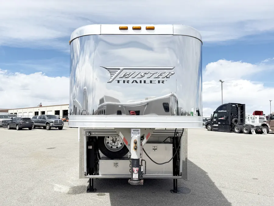 2019 Twister 5HLQ | Photo 26 of 27