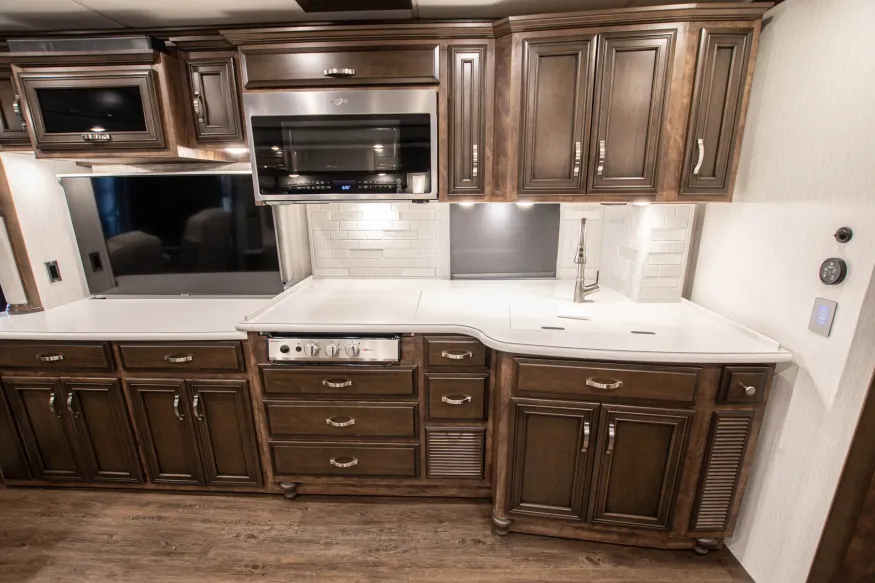 2024 Newmar Kountry Star 3709 | Photo 17 of 25