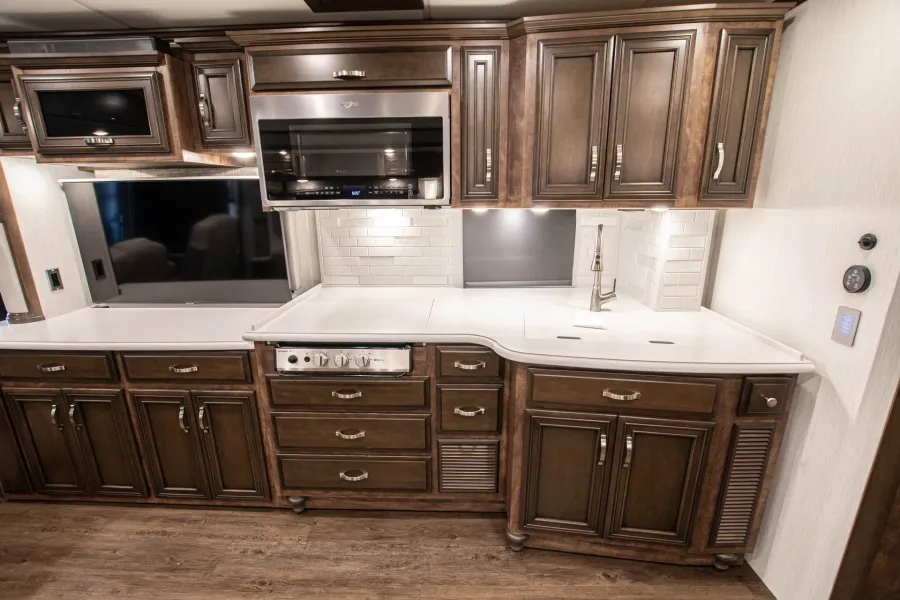 2024 Newmar Kountry Star 3709 | Photo 17 of 25