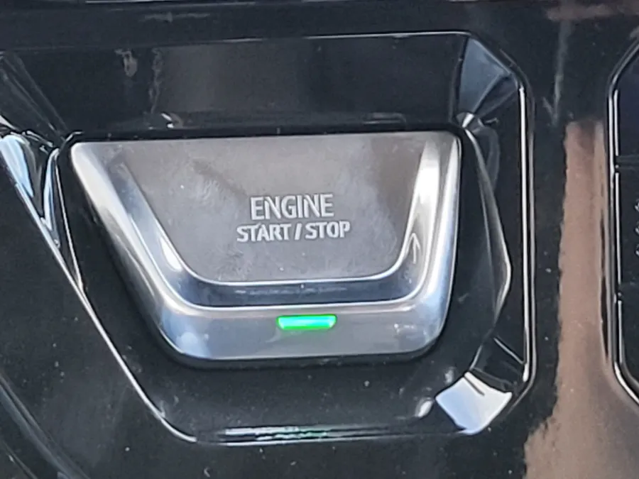 2026 GMC Sierra 1500 AT4X | Photo 16 of 24