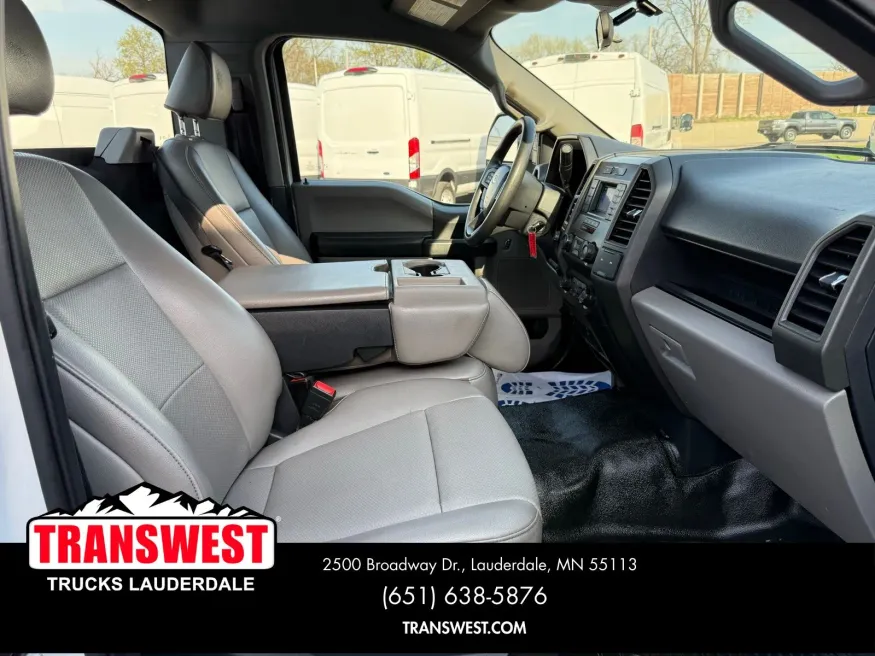 2022 Ford Super Duty F-350 XL | Photo 6 of 18