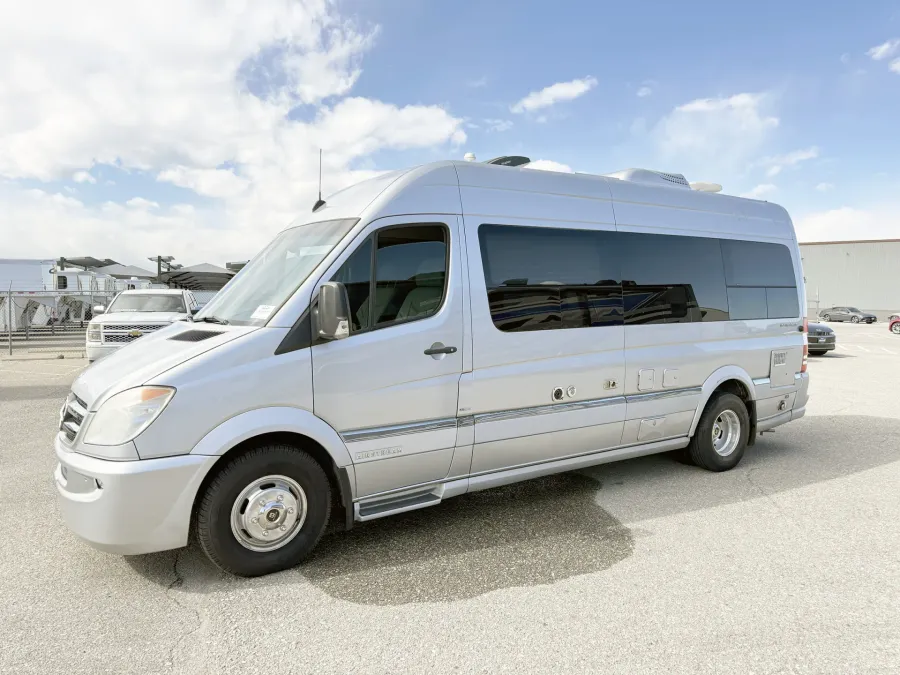 2013 Airstream Interstate EXT Lounge | Photo 19 of 20