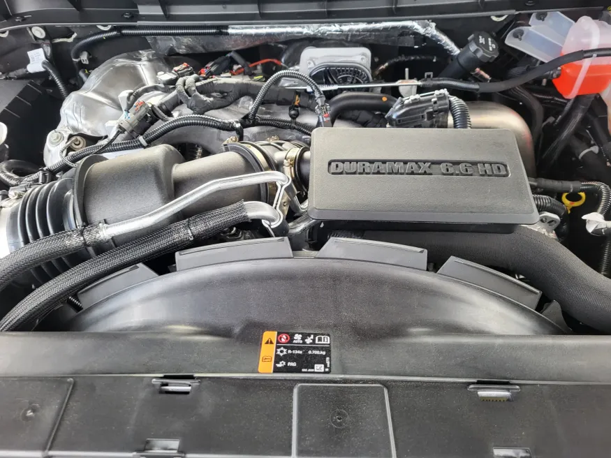 2026 GMC Sierra 3500HD AT4 | Photo 24 of 26