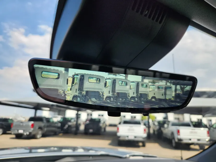 2026 GMC Sierra 1500 Denali | Photo 29 of 31