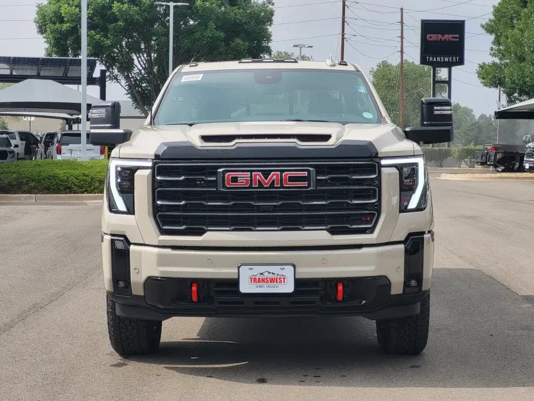 2026 GMC Sierra 2500HD AT4 