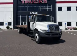 2018 International 4000 | Thumbnail Photo 3 of 18