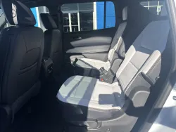 2026 Chevrolet Traverse AWD High Country | Thumbnail Photo 12 of 24