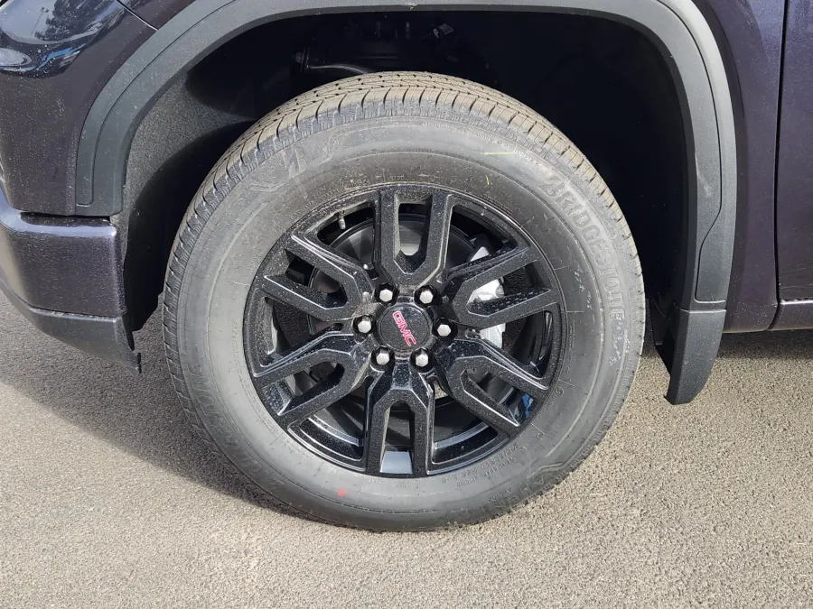 2026 GMC Sierra 1500 Elevation | Photo 6 of 22