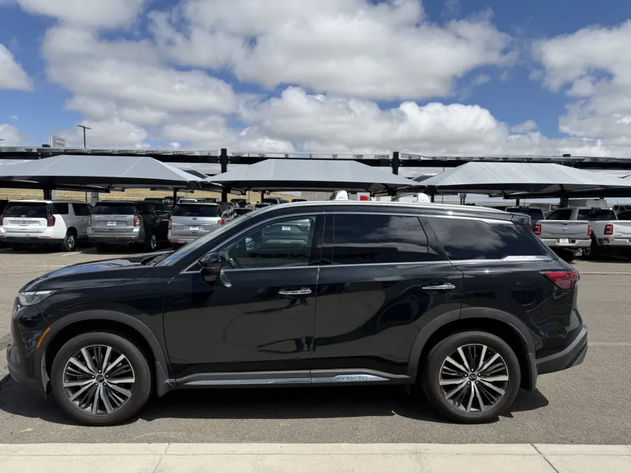 2025 Infiniti QX60 Sensory | Photo 4 of 25