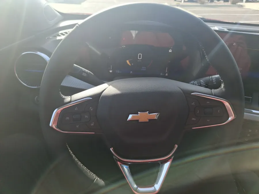 2026 Chevrolet Trax LT | Photo 17 of 18