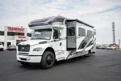 2026 Renegade Verona 36VSB | Thumbnail Photo 7 of 25