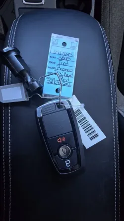 2025 Ford Bronco Sport | Thumbnail Photo 19 of 25