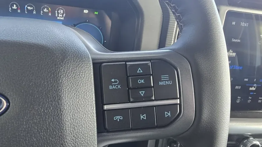 2025 Ford F-150 | Photo 19 of 32