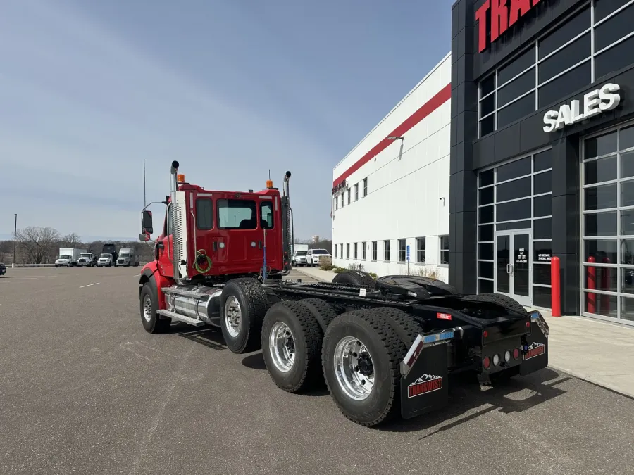 2027 Western Star 49X | Photo 7 of 15
