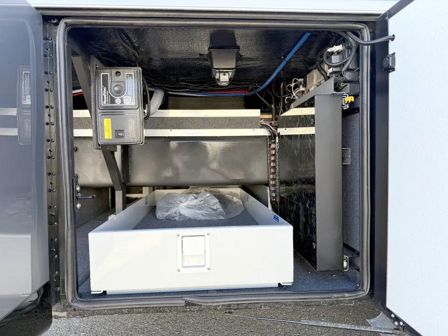 2026 Newmar Super Star 4159 | Photo 25 of 34