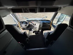 2024 Volvo VNL | Thumbnail Photo 11 of 18