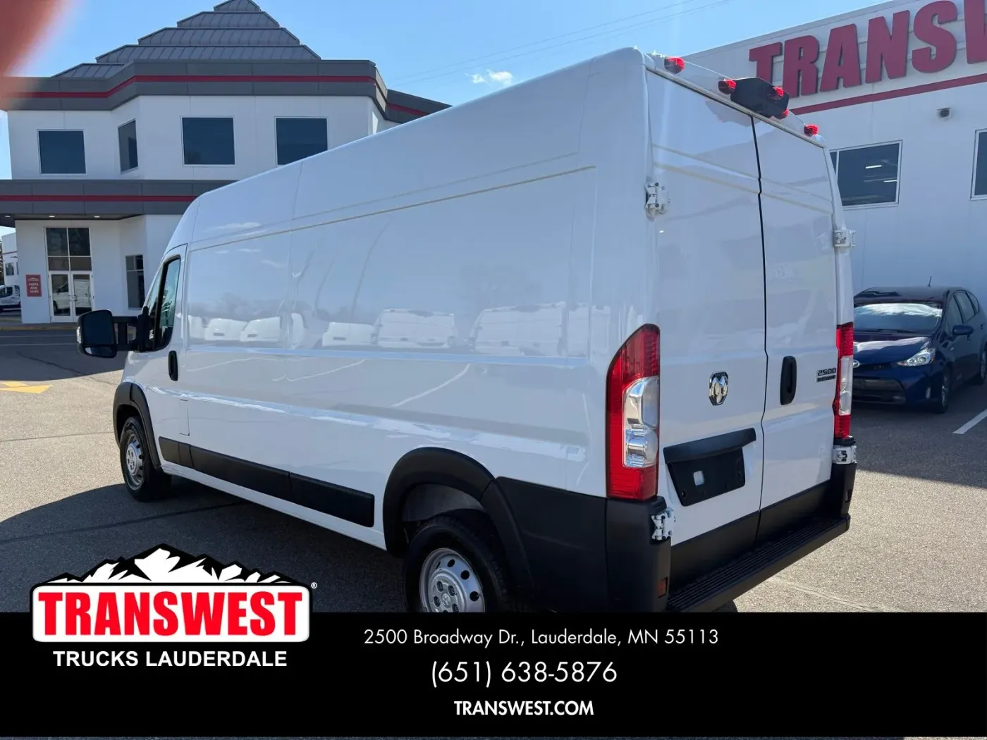 2023 RAM ProMaster 2500 High Roof | Photo 2 of 20