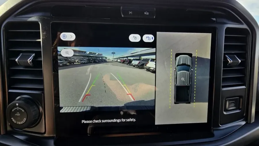 2025 Ford F-150 | Photo 23 of 32