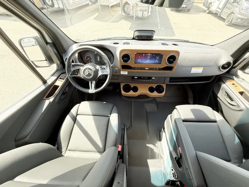 2026 Winnebago Revel 44E | Photo 9 of 19