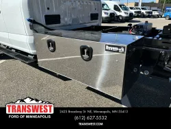 2025 Ford Super Duty F-550 | Thumbnail Photo 5 of 15