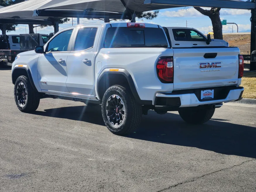 2026 GMC Canyon 4WD AT4 | Photo 3 of 23