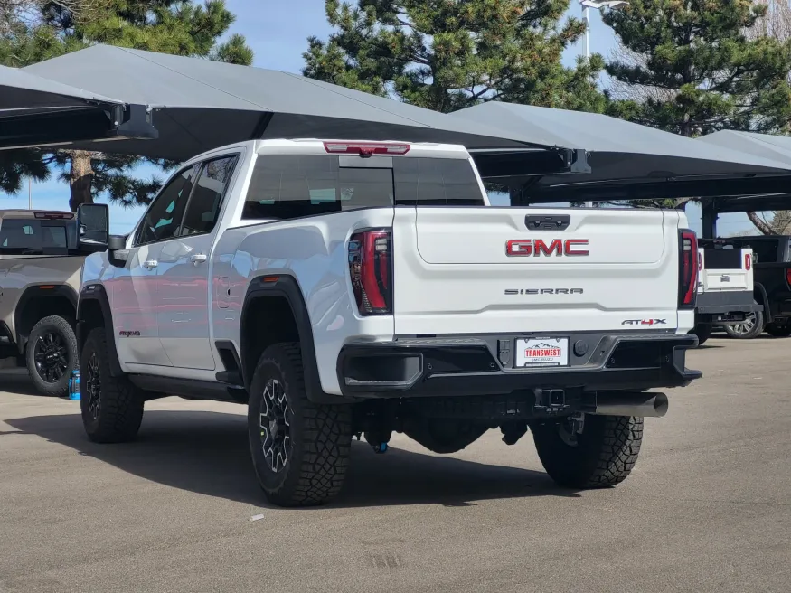 2026 GMC Sierra 2500HD AT4X | Photo 4 of 24