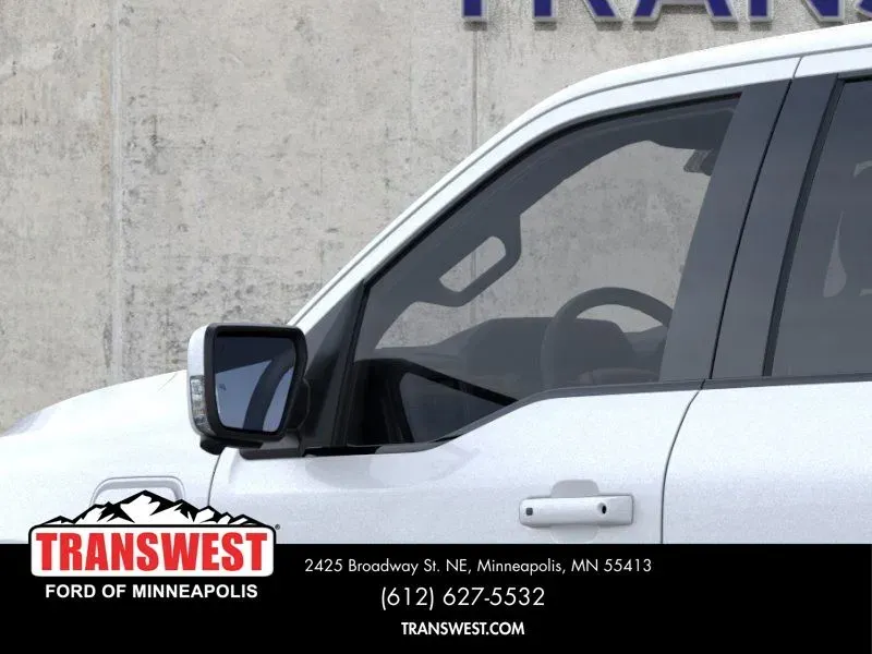 2025 Ford F-150 Lightning Lariat | Photo 19 of 22