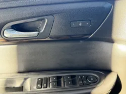 2016 GMC Acadia Denali | Thumbnail Photo 19 of 21