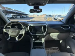 2021 GMC Acadia SLT | Thumbnail Photo 13 of 24