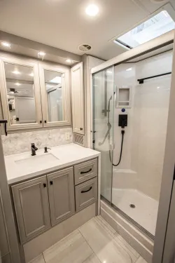 2026 Tiffin Phaeton 37BH | Thumbnail Photo 25 of 25