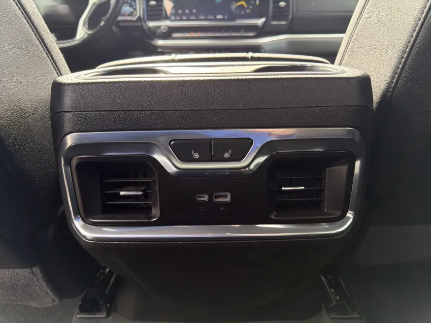 2024 Chevrolet Silverado 1500 LTZ | Photo 10 of 20