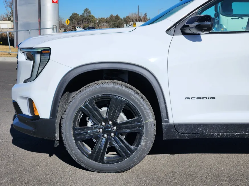 2026 GMC Acadia AWD Elevation | Photo 4 of 22