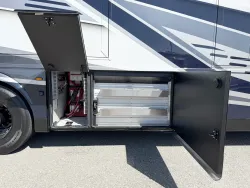 2026 Newmar King Aire 4531 | Thumbnail Photo 31 of 35