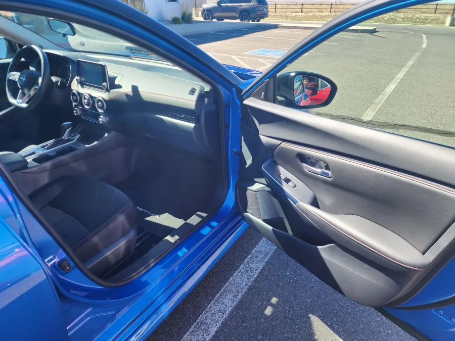 2024 Nissan Sentra SR | Photo 14 of 22