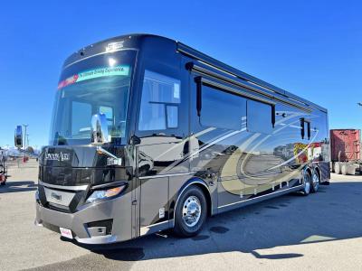 2023 Newmar London Aire 4551 | Thumbnail Photo 28 of 34