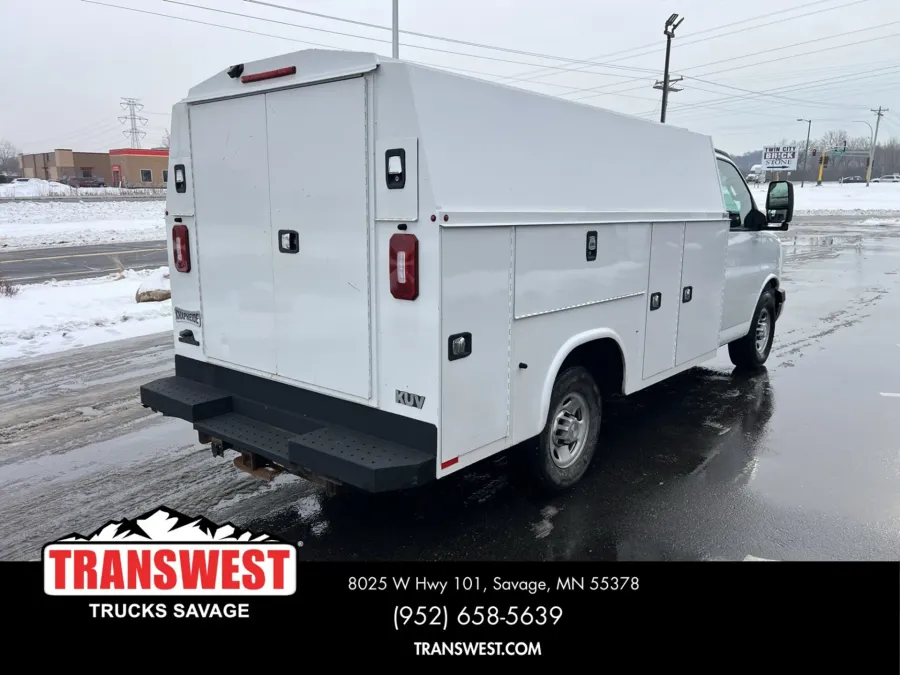 2019 Chevrolet Express | Photo 11 of 16