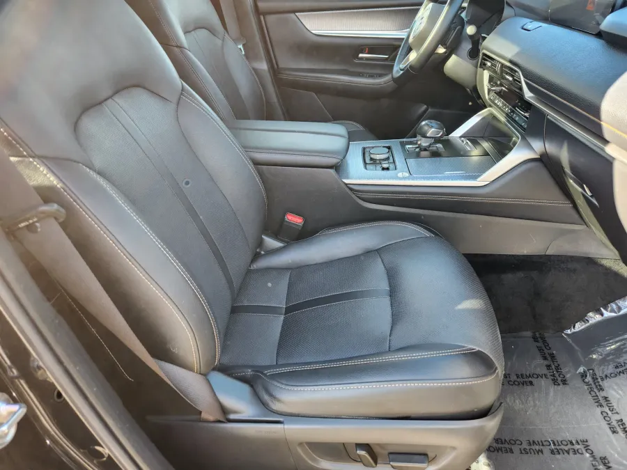 2024 Mazda CX-90 3.3 Turbo Premium | Photo 17 of 30