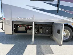 2017 Tiffin Allegro Breeze 32BR | Thumbnail Photo 24 of 27