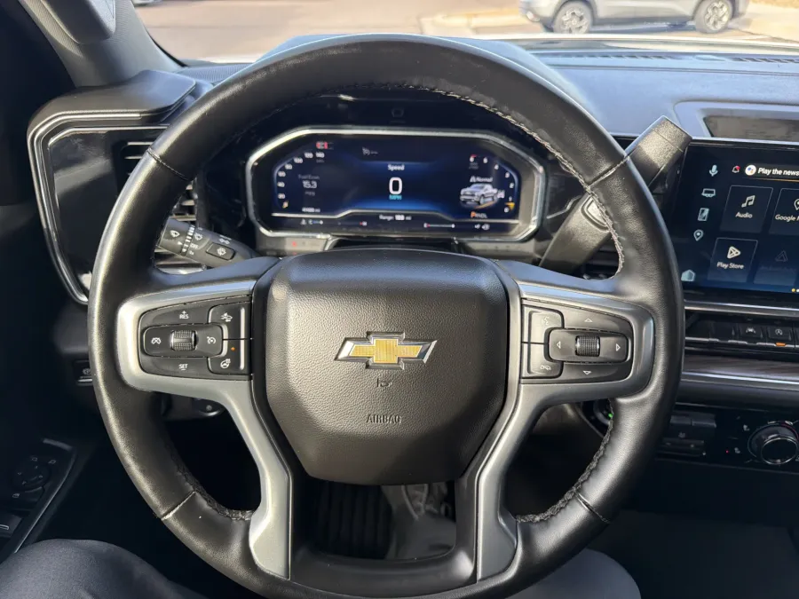 2025 Chevrolet Silverado 1500 LT | Photo 17 of 19